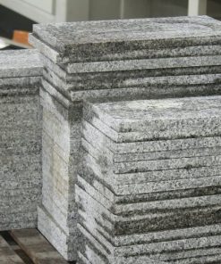 Đá ốp tự nhiên lát hè