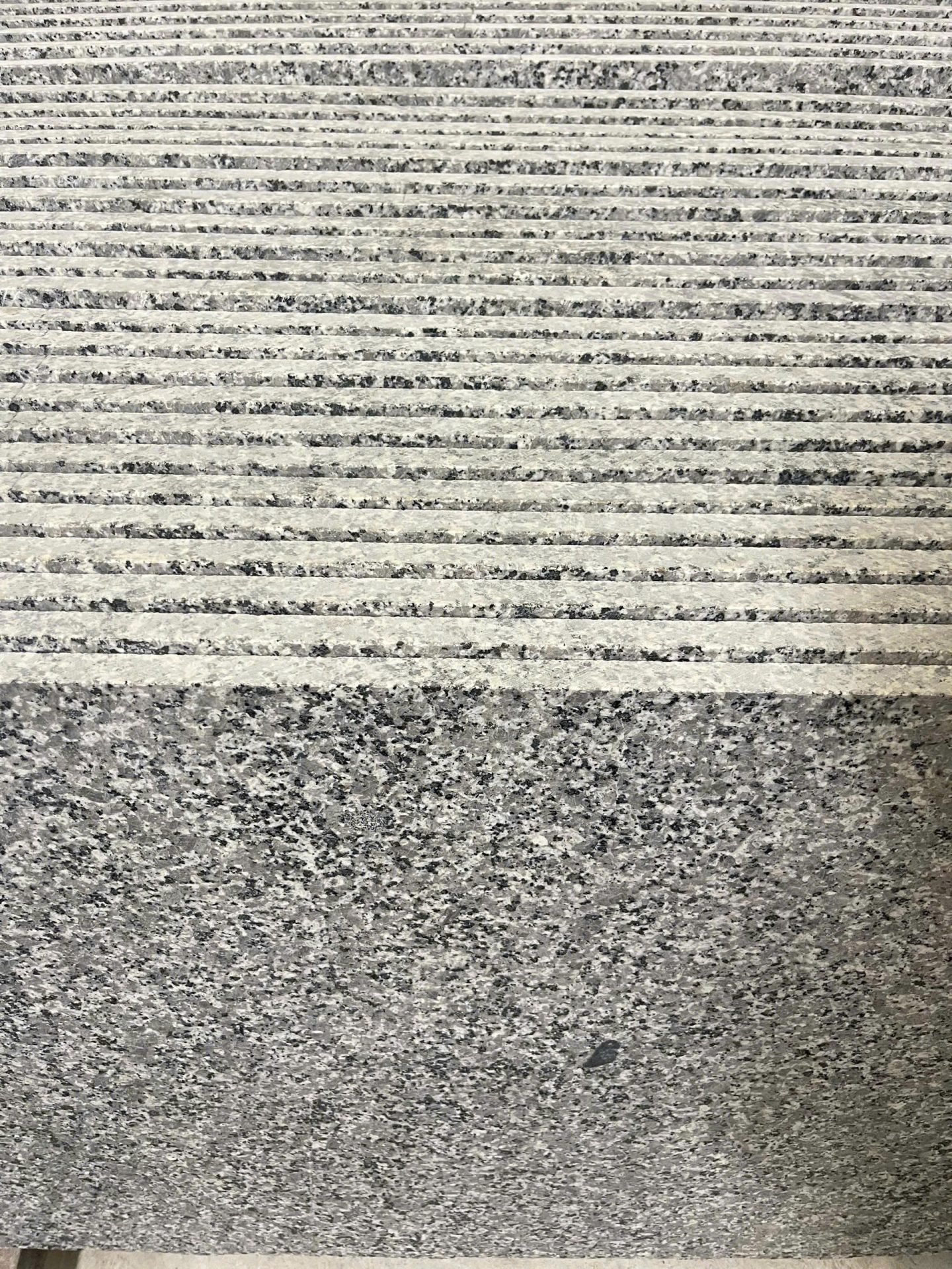 dây chuyền sản xuất đá tự nhiên lát hè