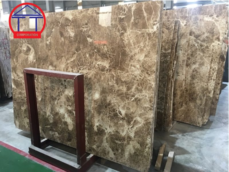 đá lát bậc thềm