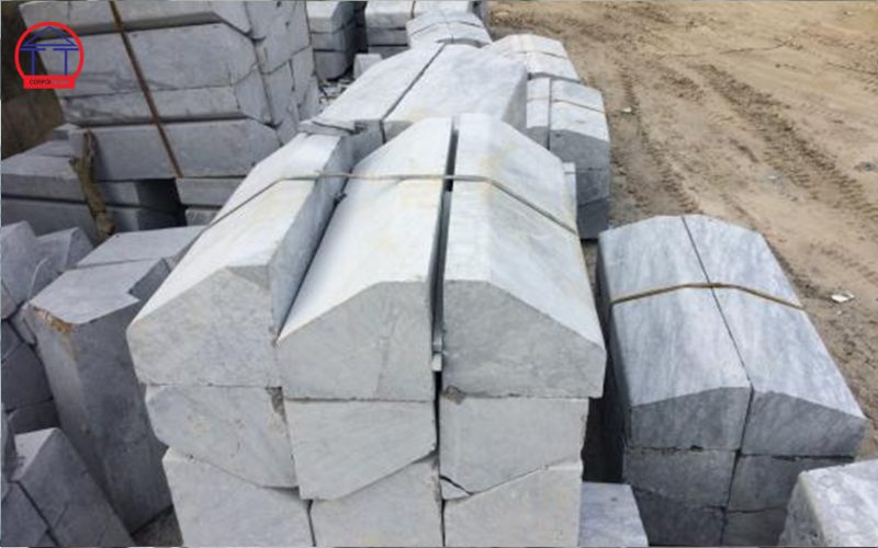 Vì sao nên dùng đá bó vỉa tự nhiên thay cho bó vỉa bê tông? đá bó vỉa tự nhiên