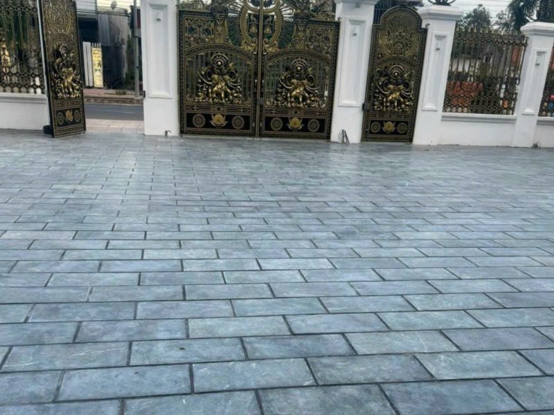 Đá lát vỉa hè dày 5cm bền chắc, chống trơn trượt, chịu lực cao