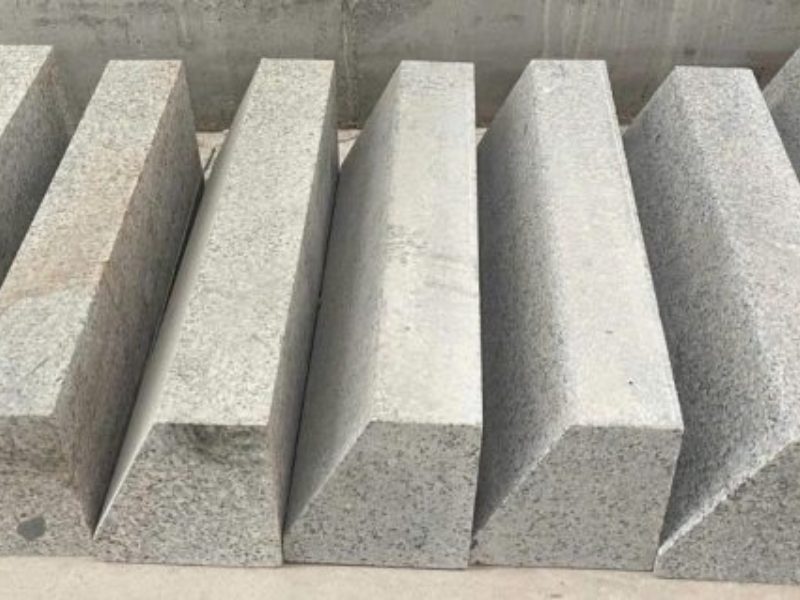 Đơn vị cung cấp đá bó vỉa toàn quốc uy tín, giá cạnh tranh